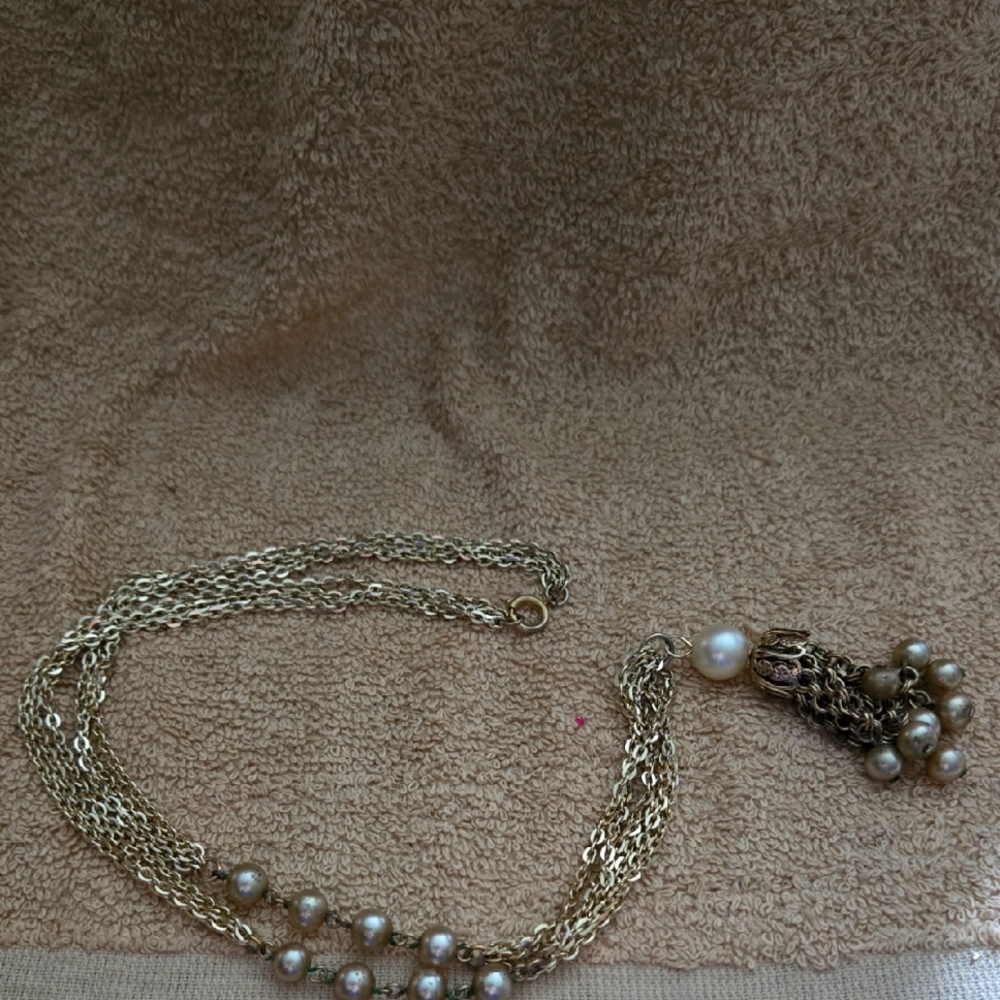 Vintage Gold Pearl Necklace